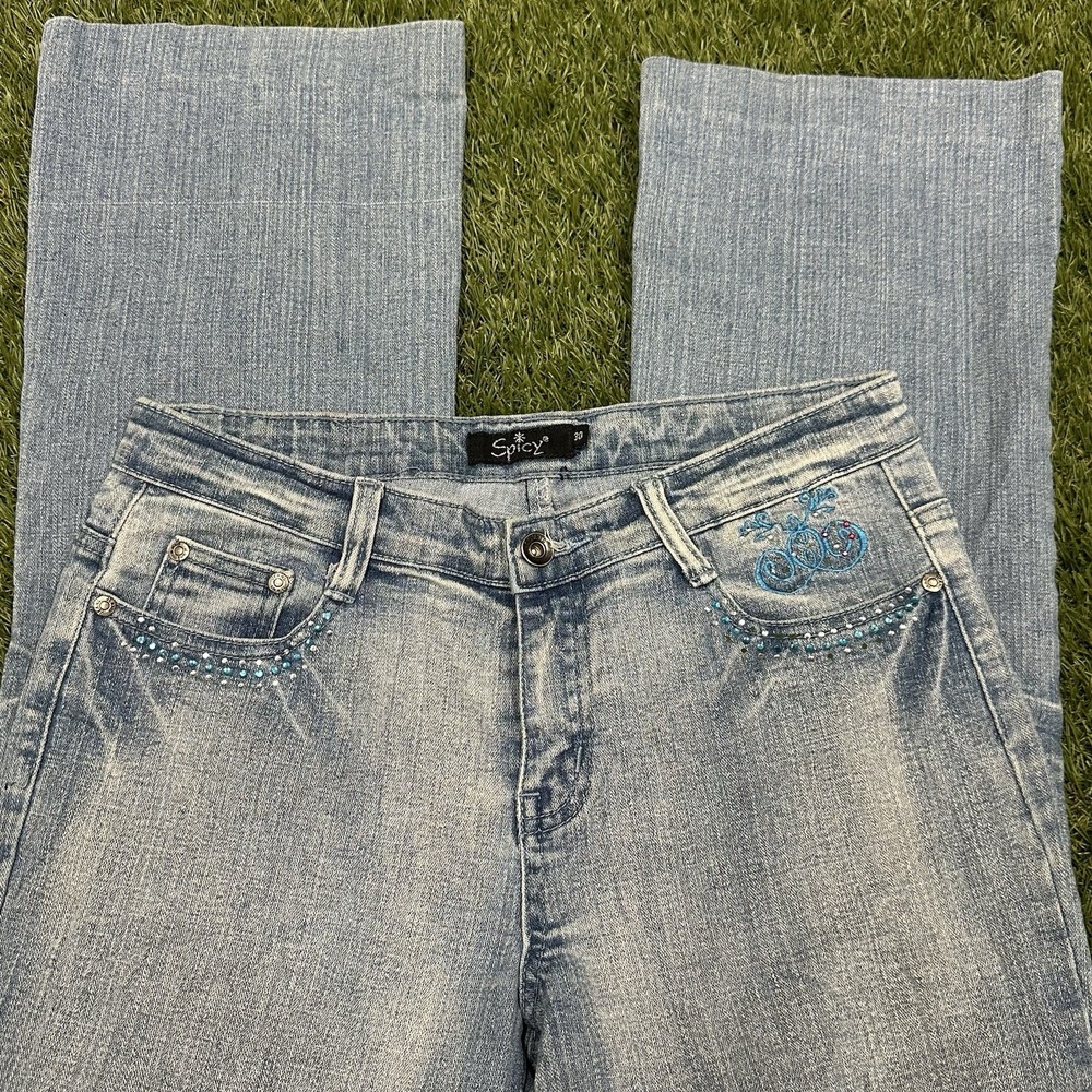 Y2K Spicy Light Wash Jeans Sz 30 Jeweled And Embroidered - Picture 3 of 9